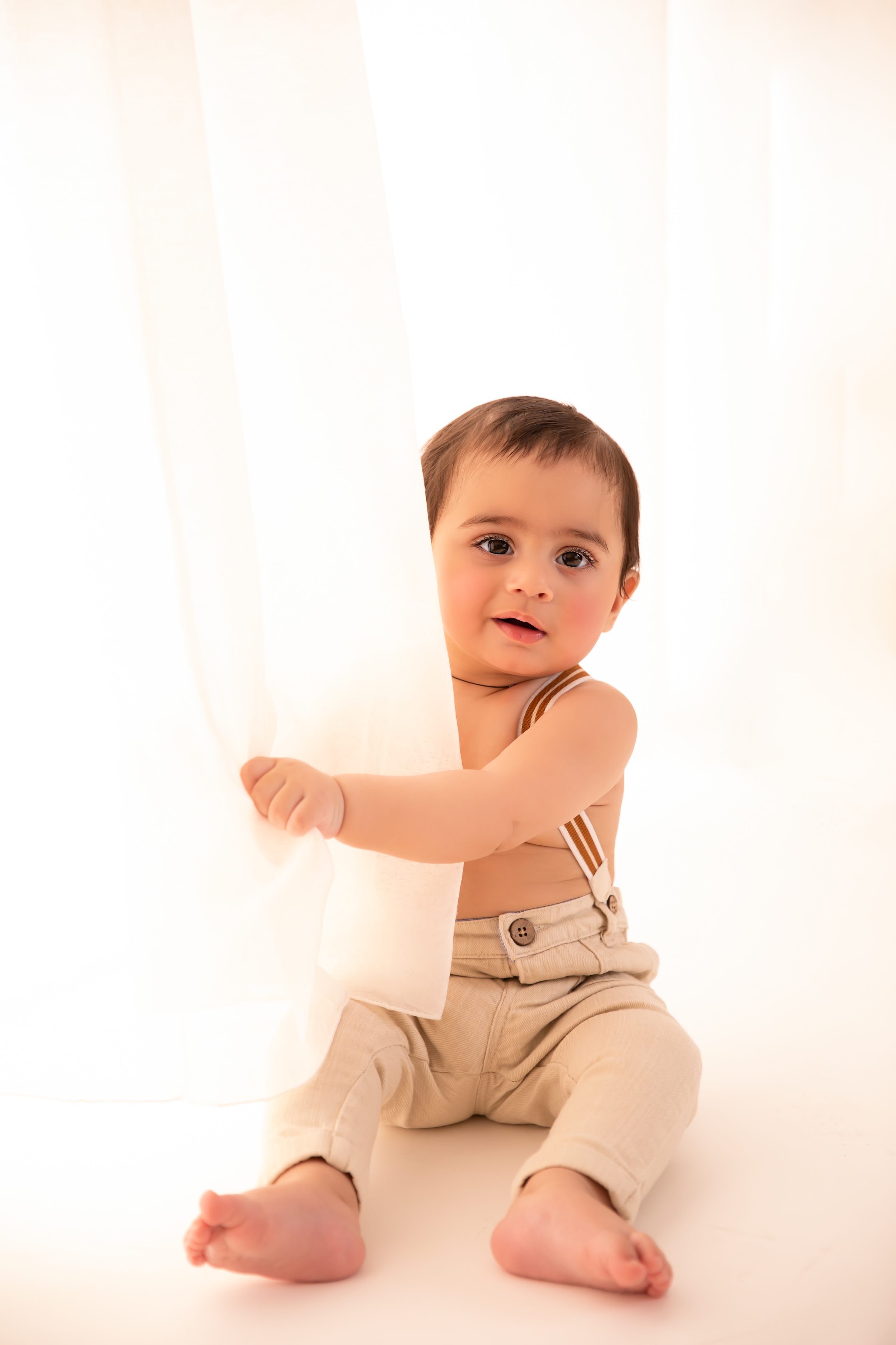 6 month sitter session